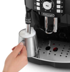 DELONGHI Magnifica 22.127.B Garantie 3 Ans -Boutique De Café ecam22 127 schiuma