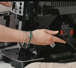 DELONGHI Magnifica ECAM 22.140.B - Garantie 3 Ans -Boutique De Café entretien delonghi magnifica s