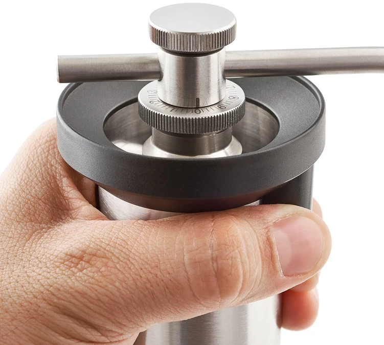 Moulin à Café Manuel KINU M47 Simplicity + Valise De Transport 4 Moulin à Café Manuel KINU M47 Simplicity + Valise De Transport – Image 4