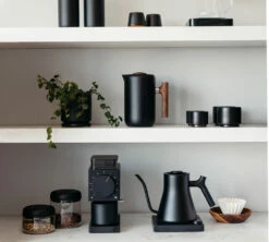 Tasse à Cappuccino - Monty Milk Art Blanc Mat 19 Cl - FELLOW -Boutique De Café lifestyle1 1