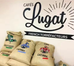 Devant -Boutique De Café lugat