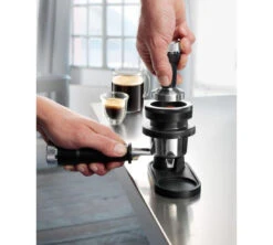 Machine Expresso DELONGHI EC9155.W La Specialista Arte Blanche + Kit Barista 6 Machine Expresso DELONGHI EC9155.W La Specialista Arte Blanche + Kit Barista -Boutique De Café specialista arte white 4