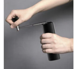 Moulin à Café Manuel TIMEMORE Chestnut X Black 8 Moulin à Café Manuel TIMEMORE Chestnut X Black -Boutique De Café timemore chestnut x black 4